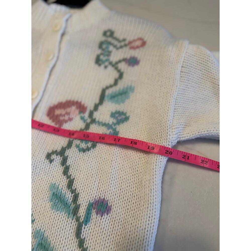 Vintage Erika knit cottage core button cardigan sweater with floral detail sz M - Picture 4 of 6